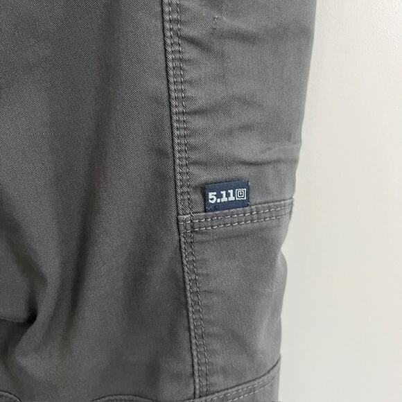 5.11 Tactical Pants Men's 36x32 Cargo Series 74434 Utility Security Combat Gray - Picture 7 of 14
